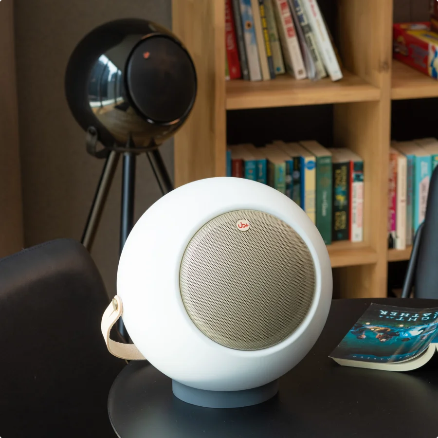 UB+ E2 SOLACE: Ɔkɔtena Kwesi Bluetooth Speaker