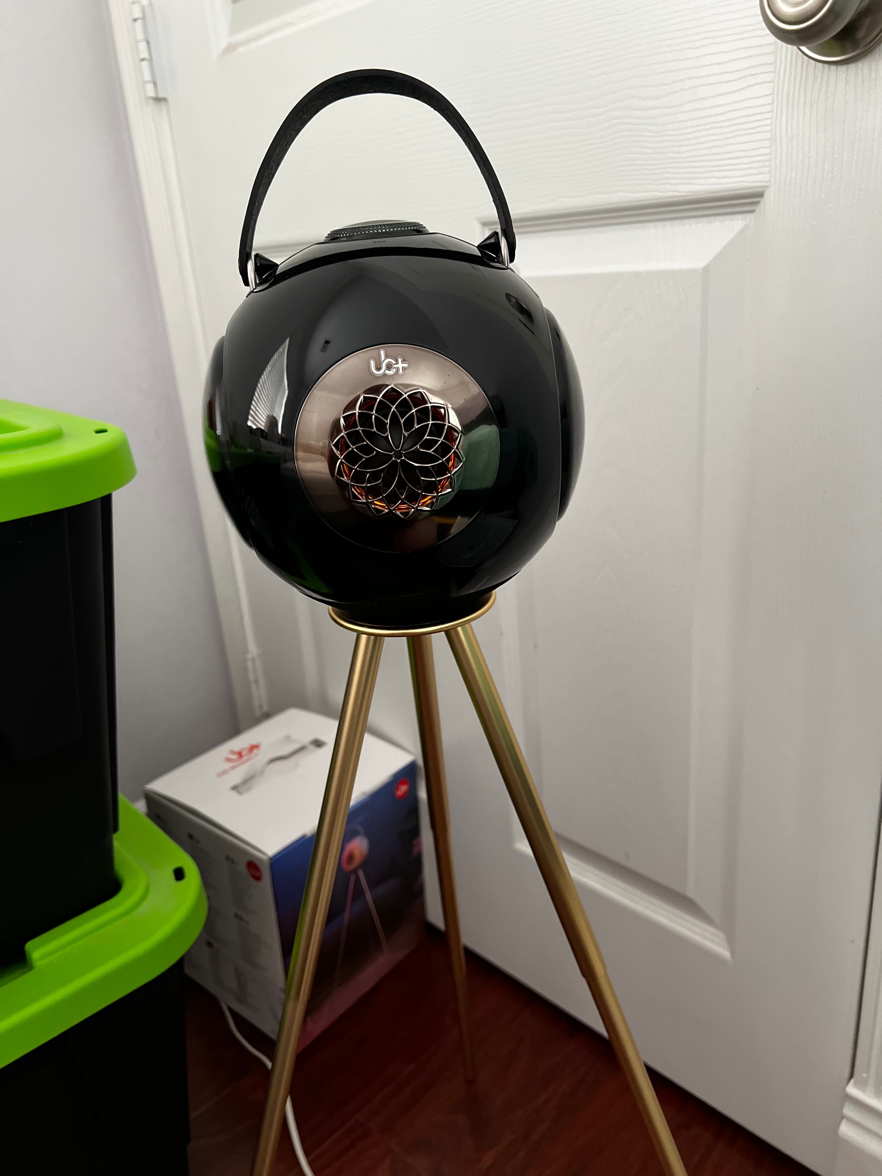 UB+ DB1 Doublebass round portable bluetooth speaker on a Tall Tripod Stand